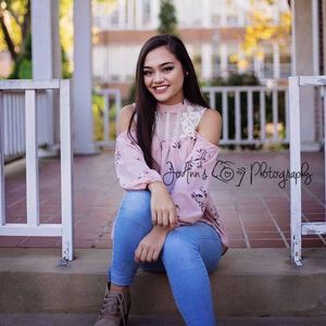 Meet your Posher, Britney